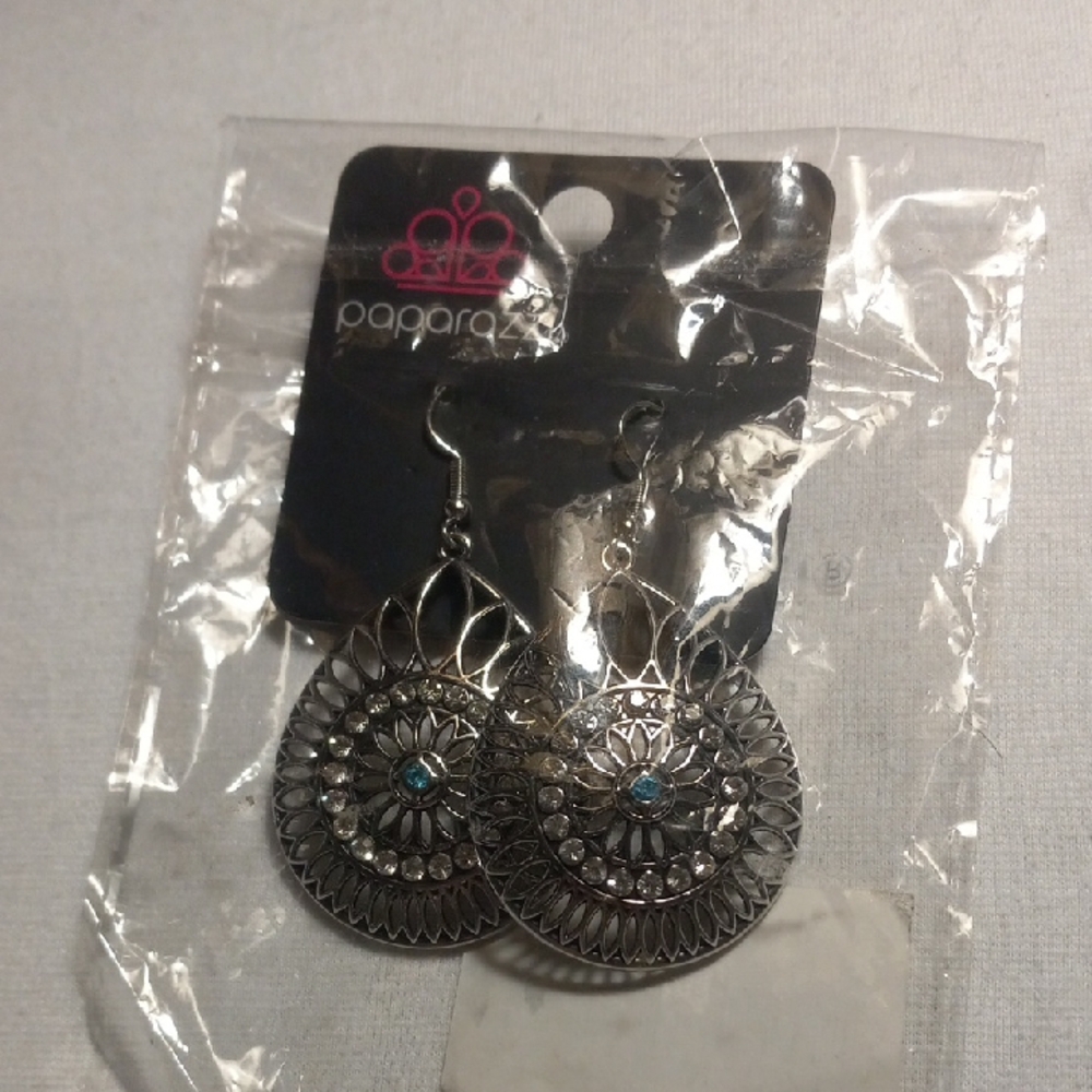 Paparazzi Silver and Blue Earrings With WESTERN Boho Style NWT